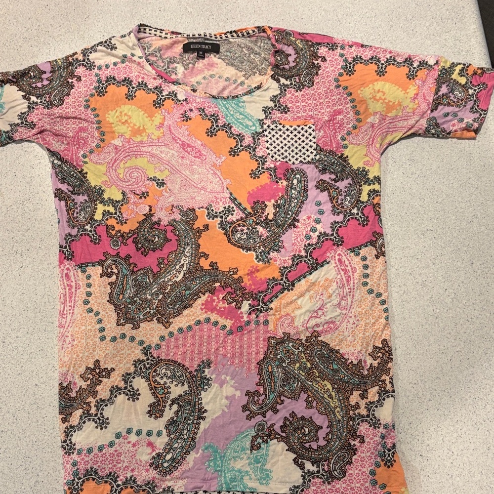 Ellen Tracy Pink and Orange Paisley Top